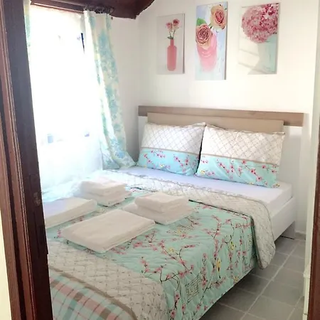 Sun Apart Apart Otel *
